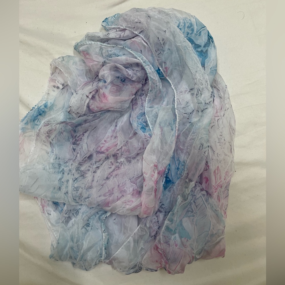 Women’s scarf